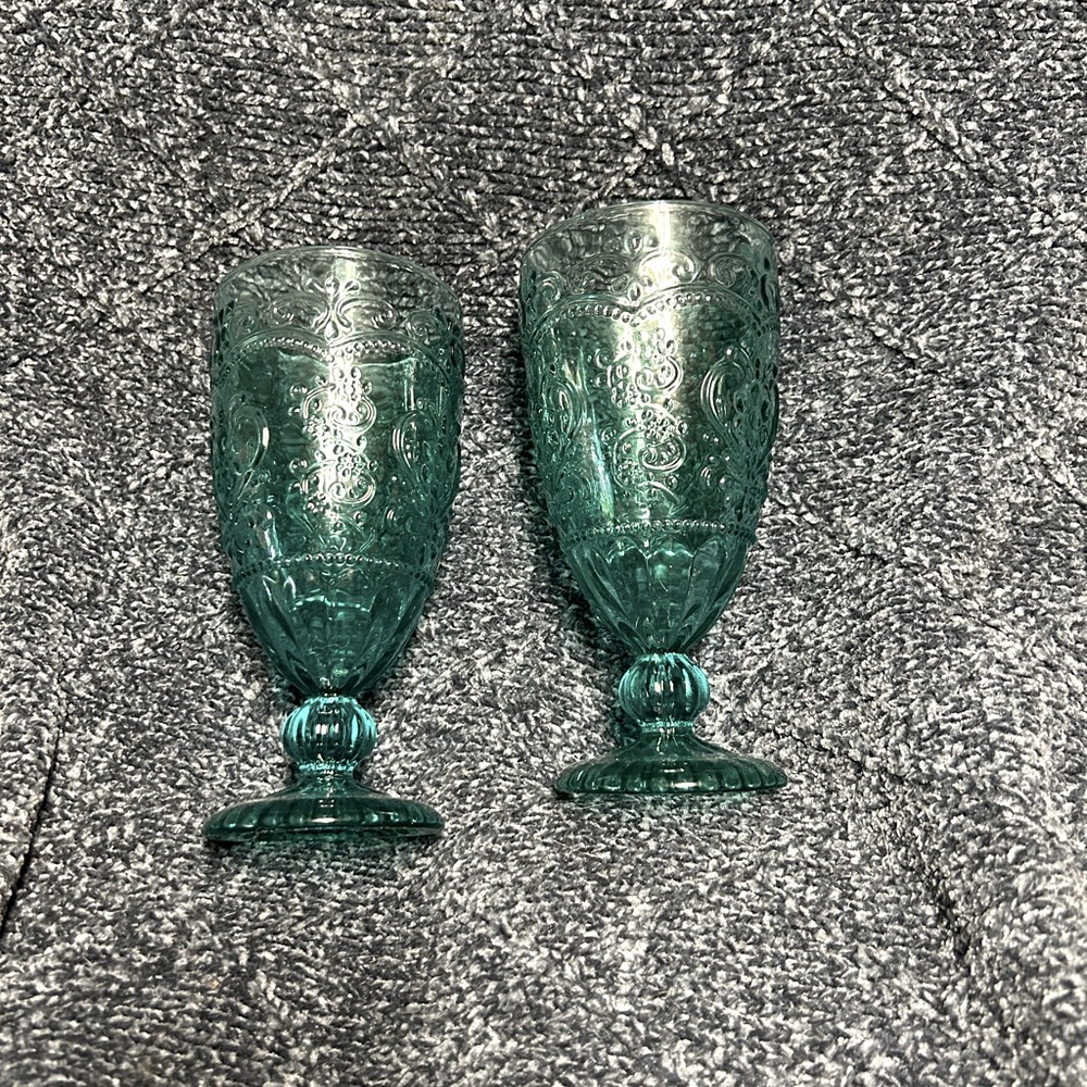 The Pioneer woman Amelia goblets
